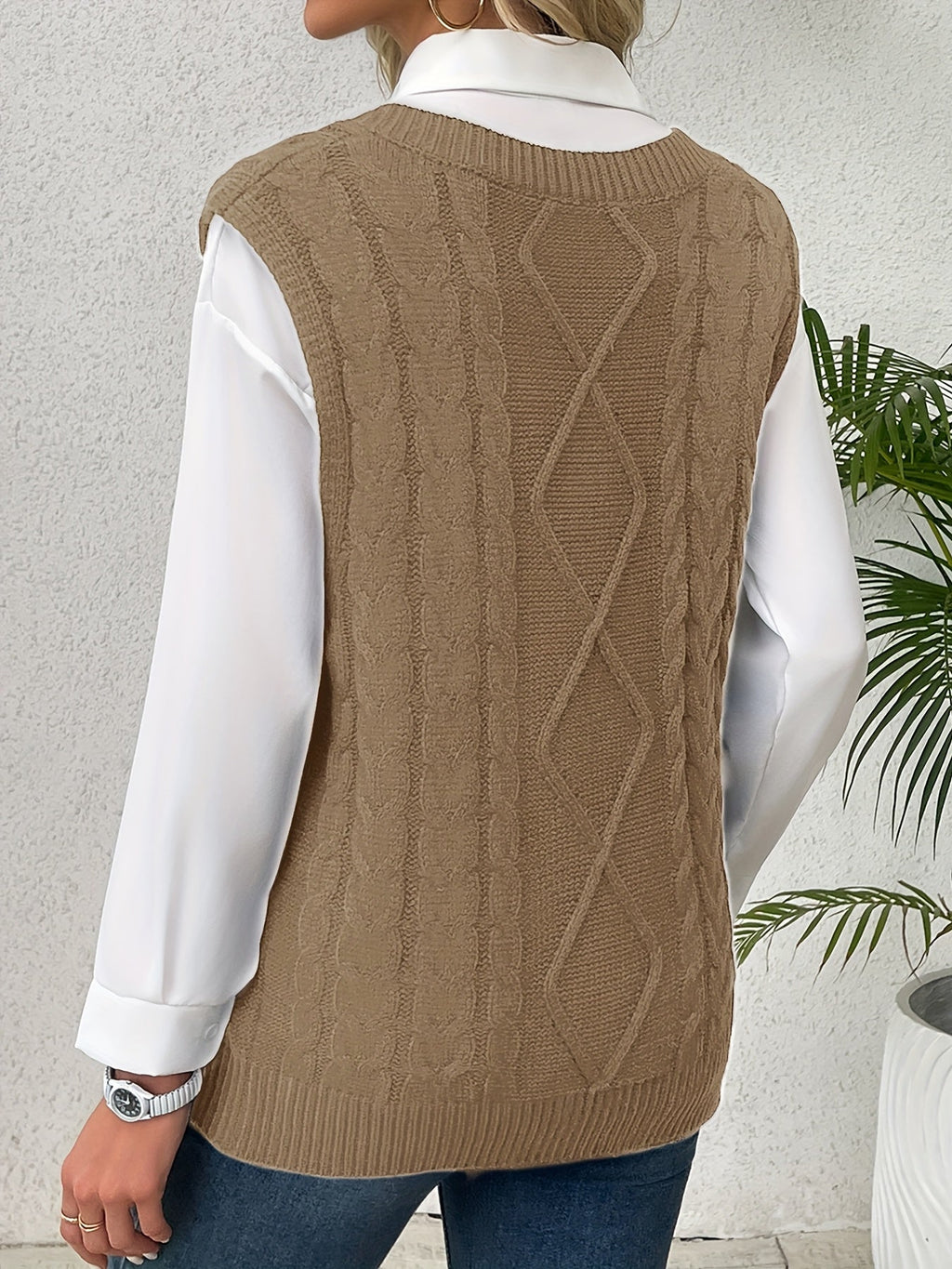 Women's Cable-Knit V-Neck Sweater Vest