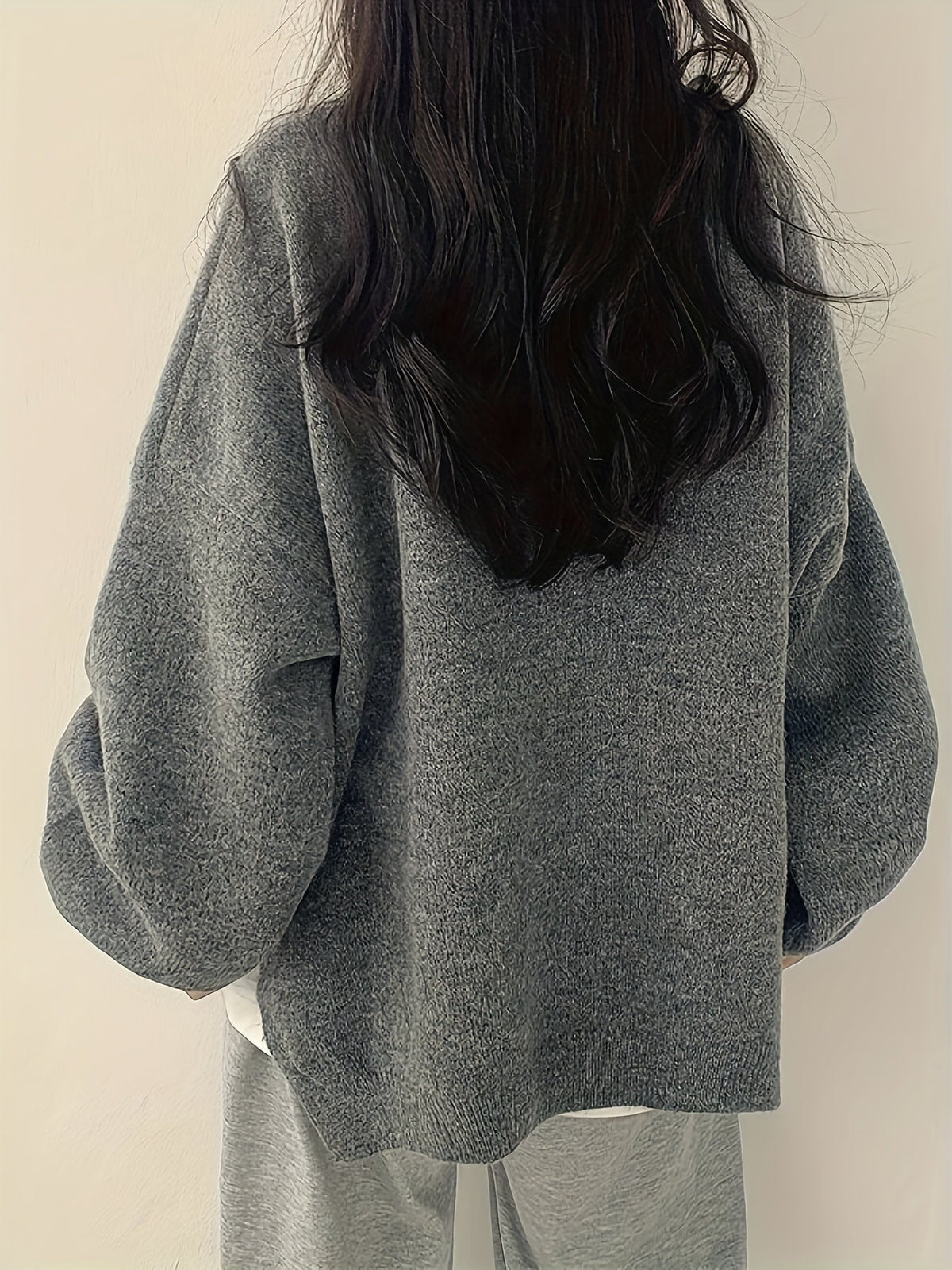 Women's Thick Knit Relaxed Round Neck Drop-Shoulder Pullover