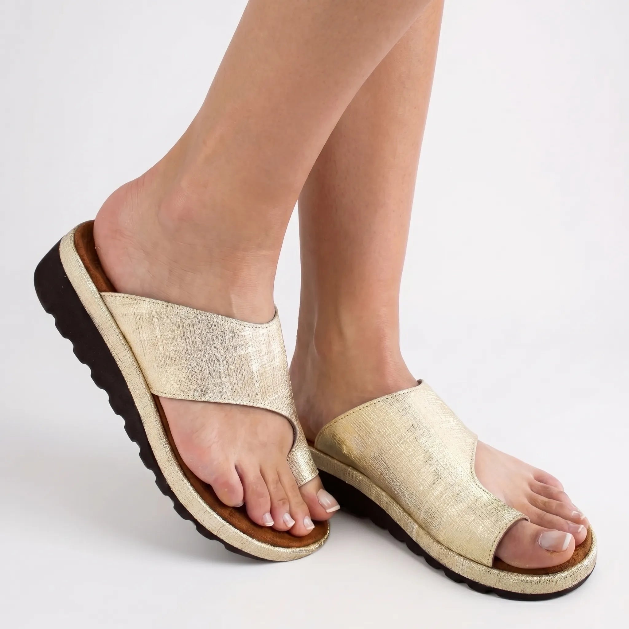 Toe Loop Platform Sandals