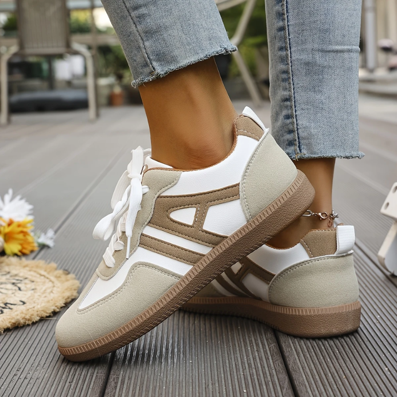 Women's Supportive Wide-Toe Everyday Sneakers