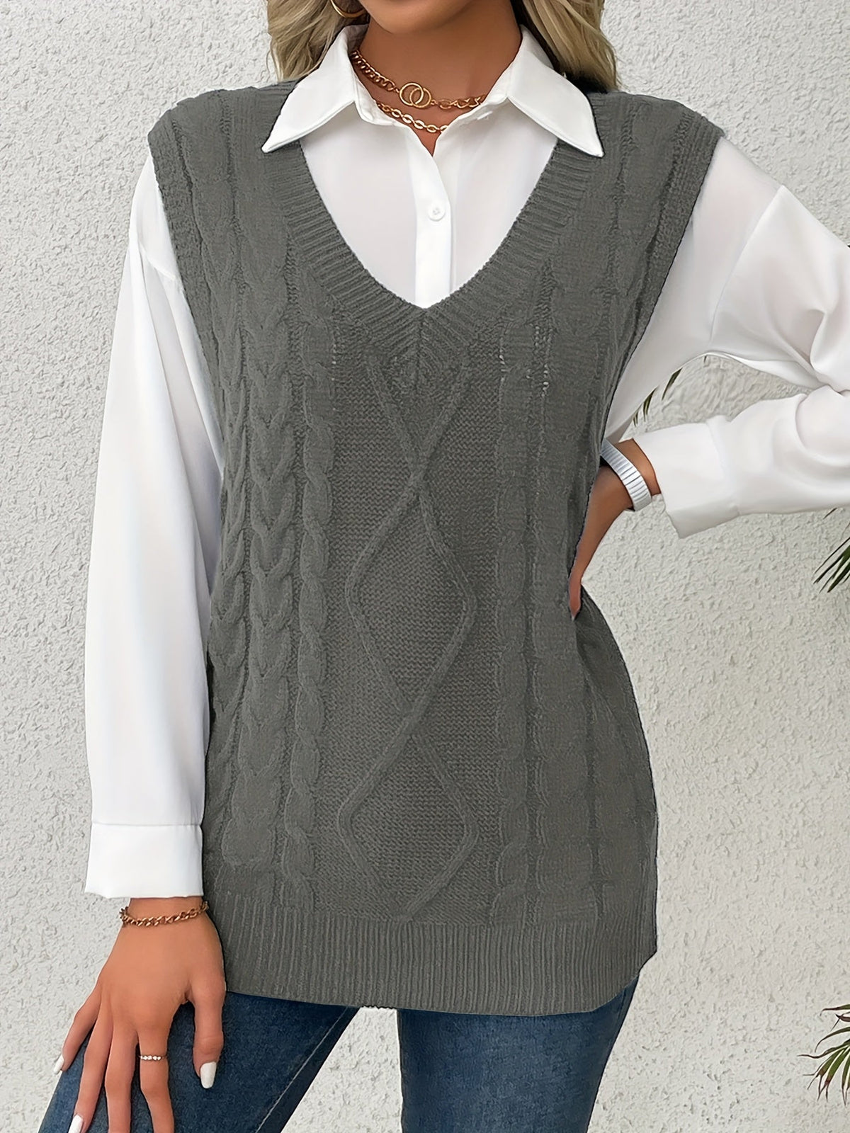 Women's Cable-Knit V-Neck Sweater Vest