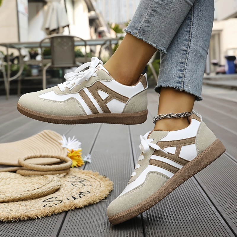 Women's Supportive Wide-Toe Everyday Sneakers