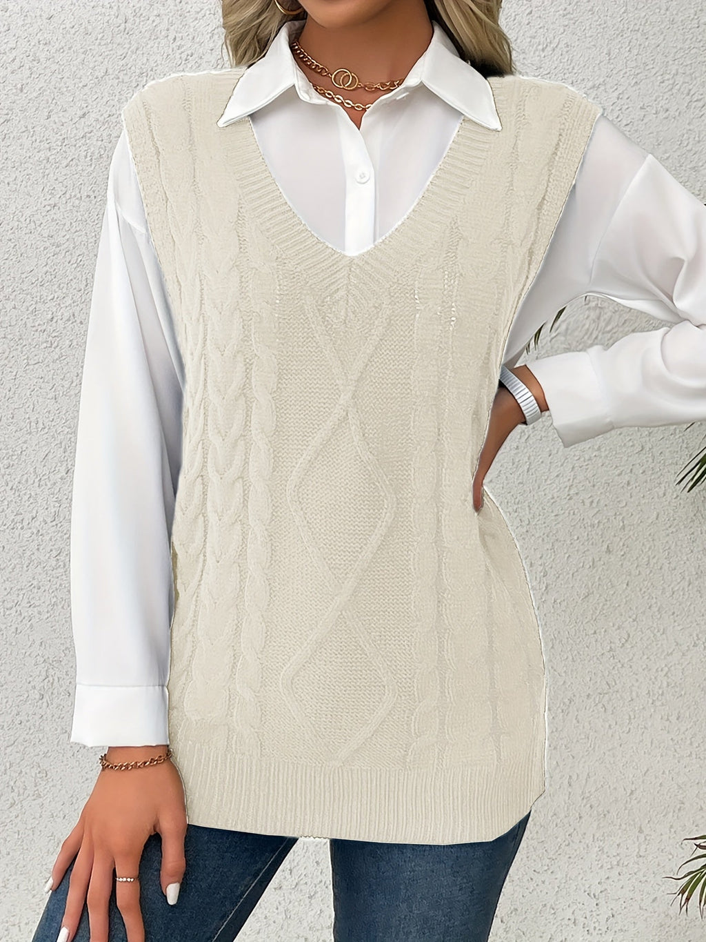 Women's Cable-Knit V-Neck Sweater Vest