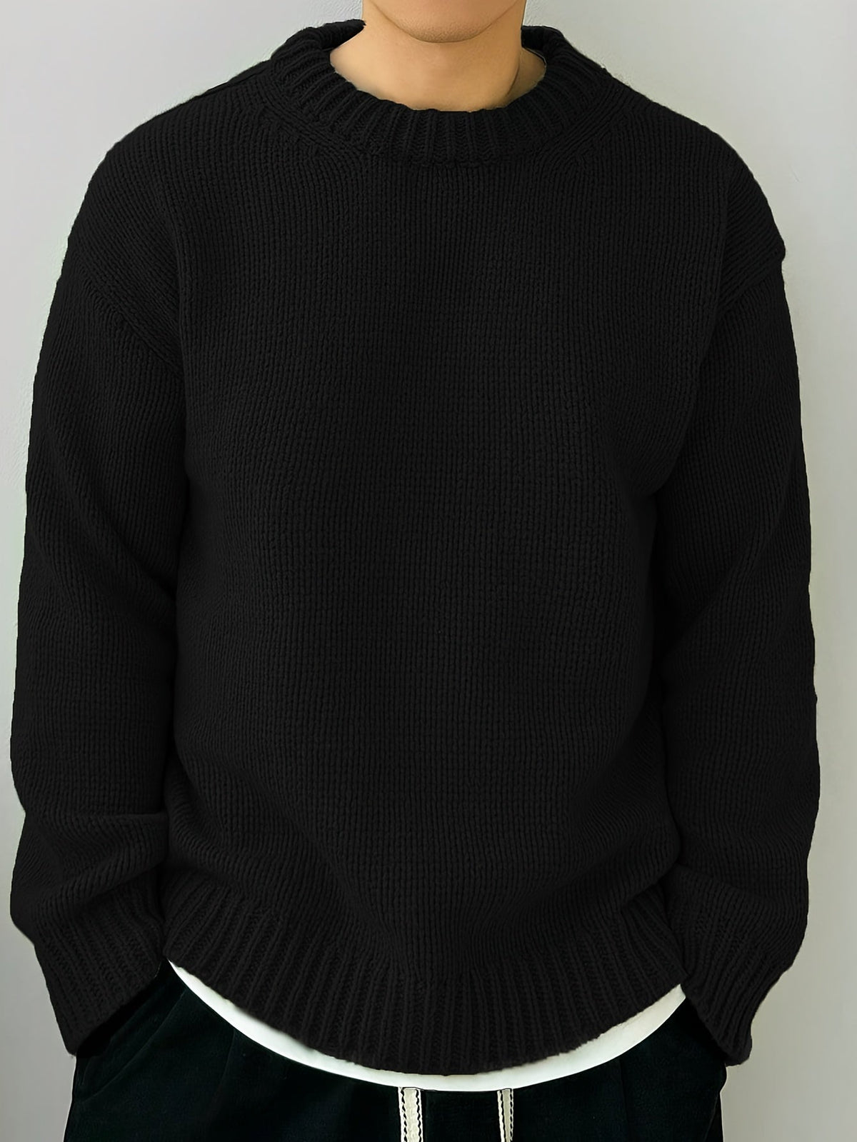 Women's Relaxed Drop-Shoulder Round Neck Sweater