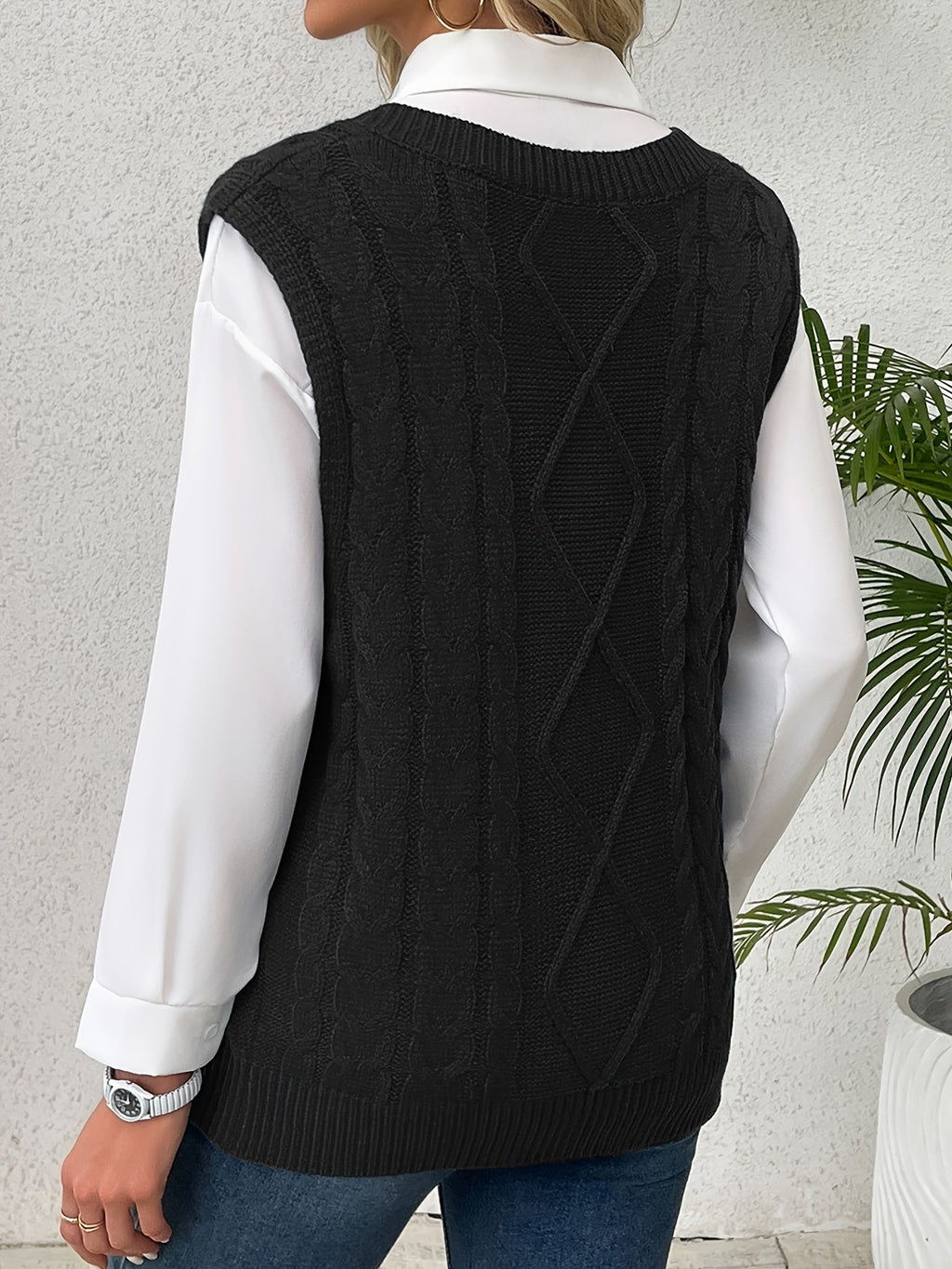 Women's Cable-Knit V-Neck Sweater Vest