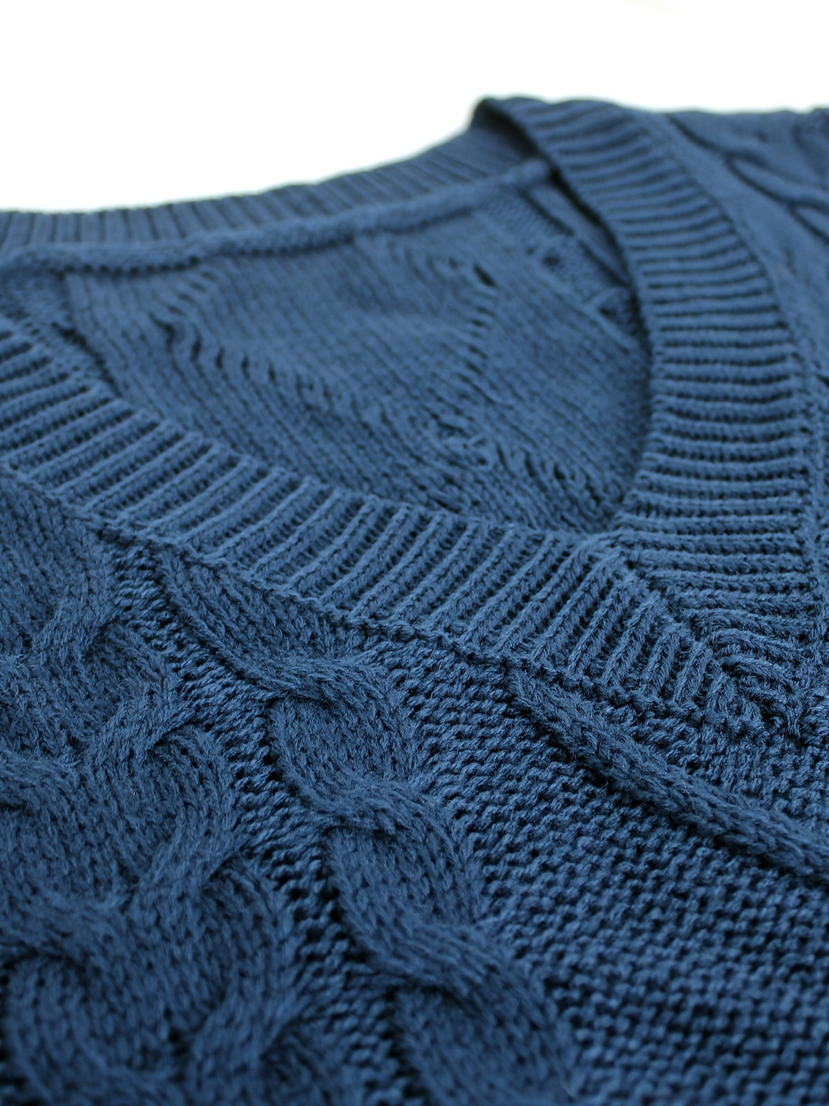 Women's Cable-Knit V-Neck Sweater Vest
