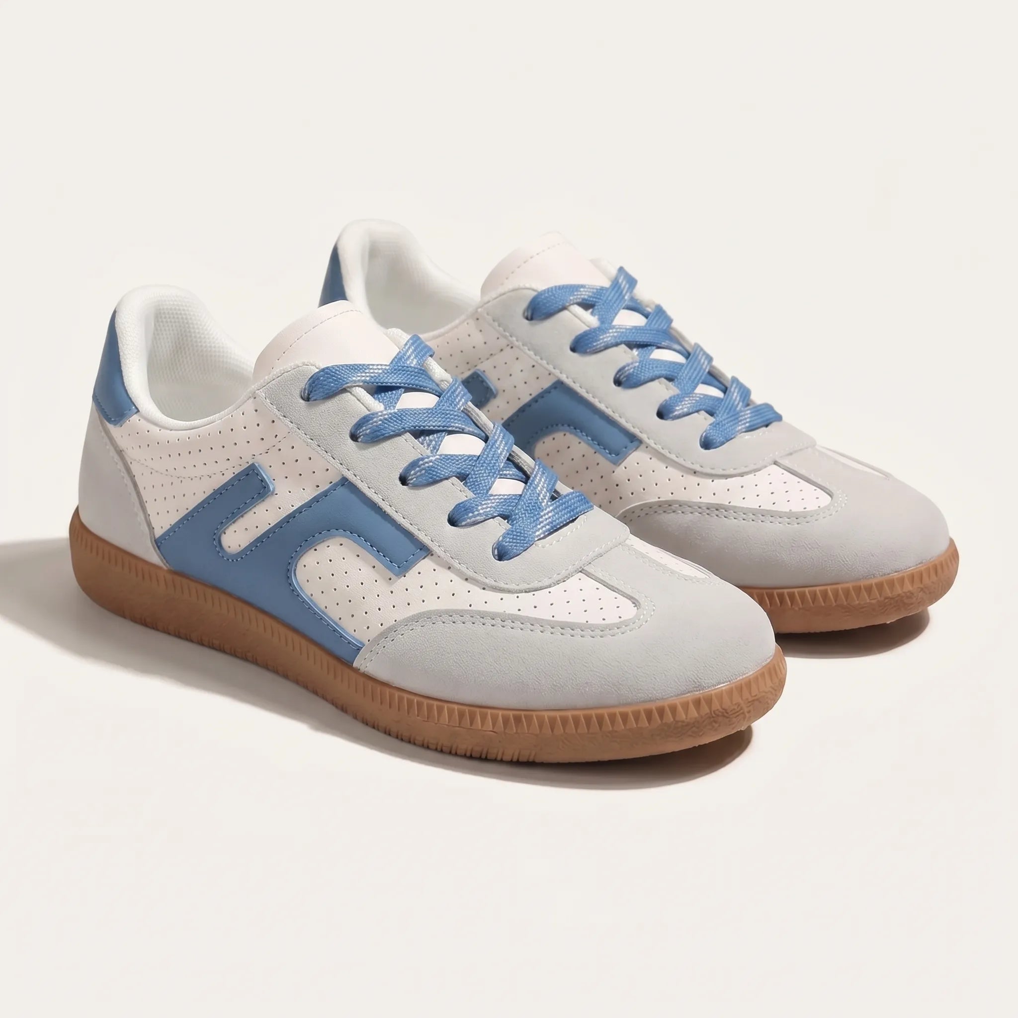 Retro Low Top Sneakers