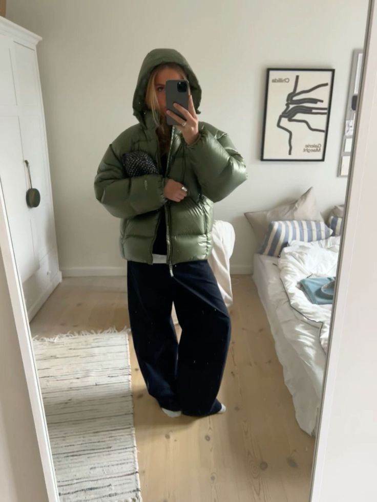 Men's Sherpa Lined Hooded Quilted Jacket