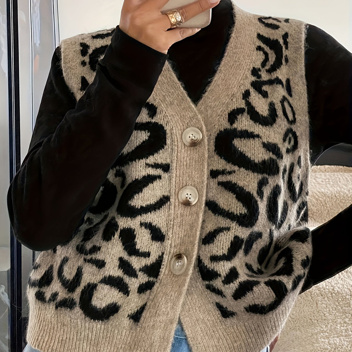 Women's Patterned V-Neck Button-Front Vest - Khaki