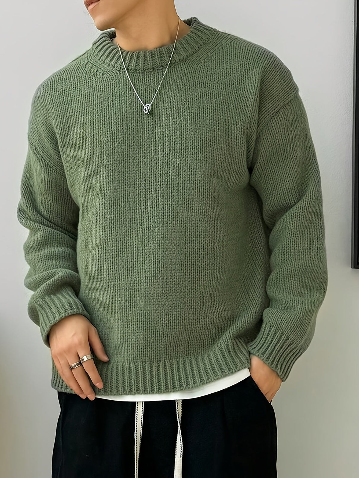 Women's Relaxed Drop-Shoulder Round Neck Sweater