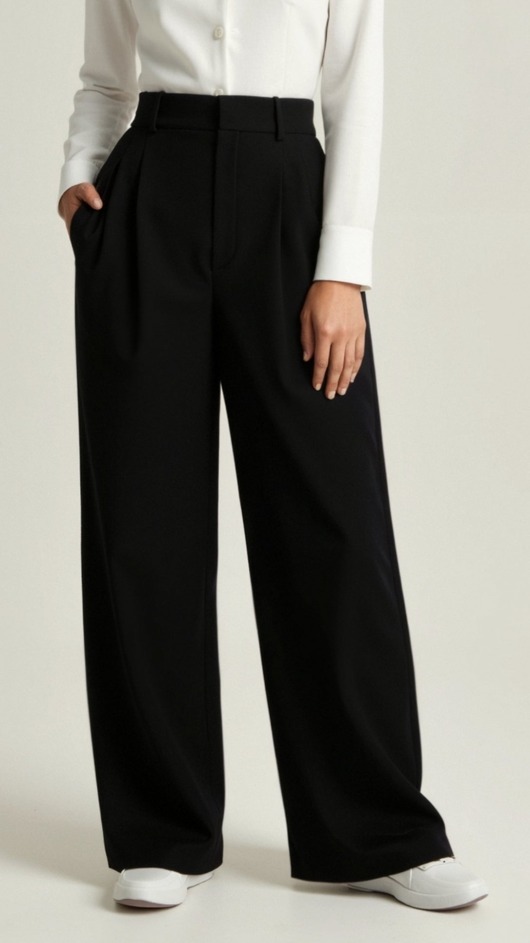 Women's Pleated Wide Leg Trousers