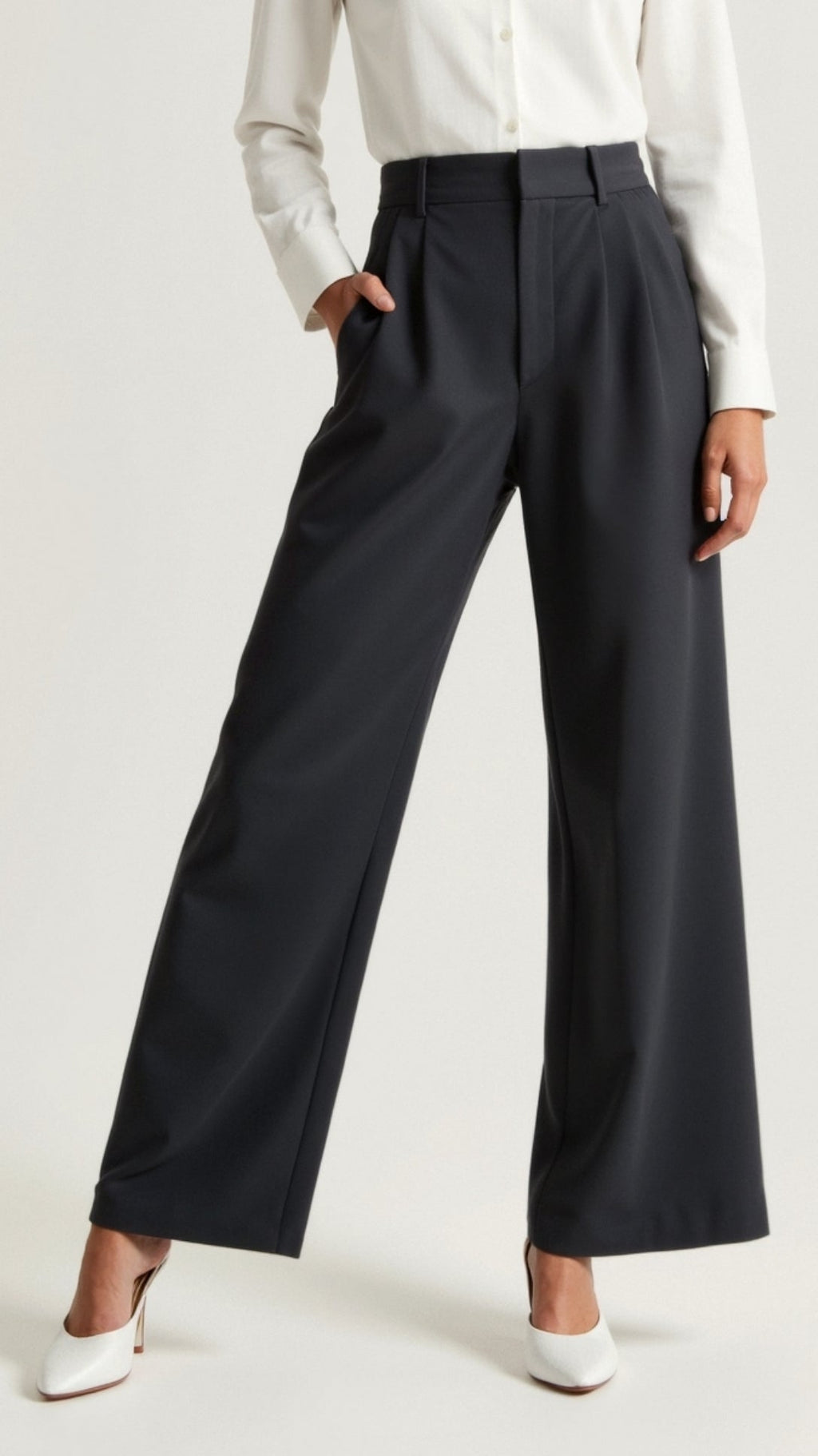 Women's Pleated Wide Leg Trousers