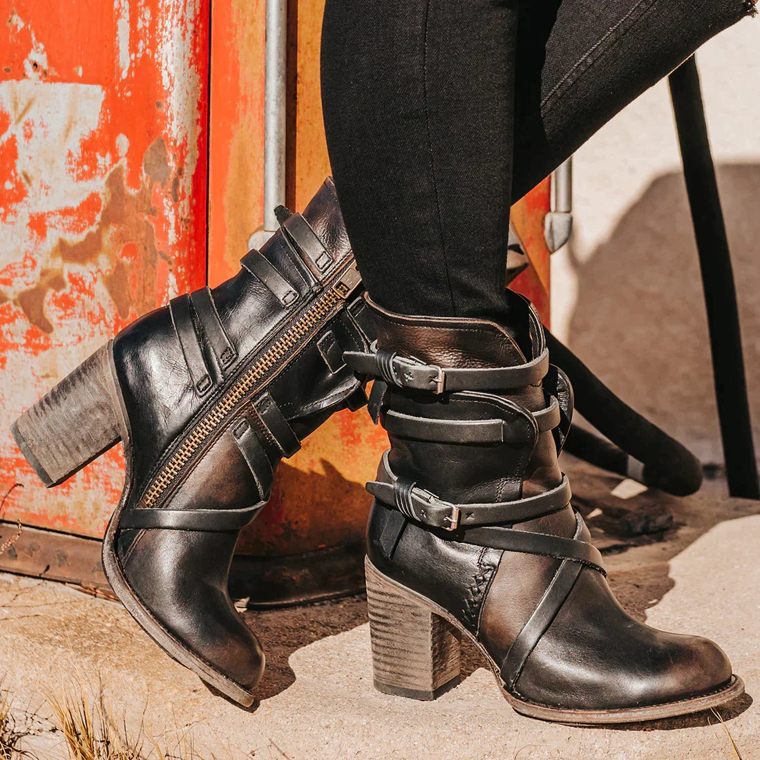 Women's Retro Suede-Style Winter Boots with Soft Lining