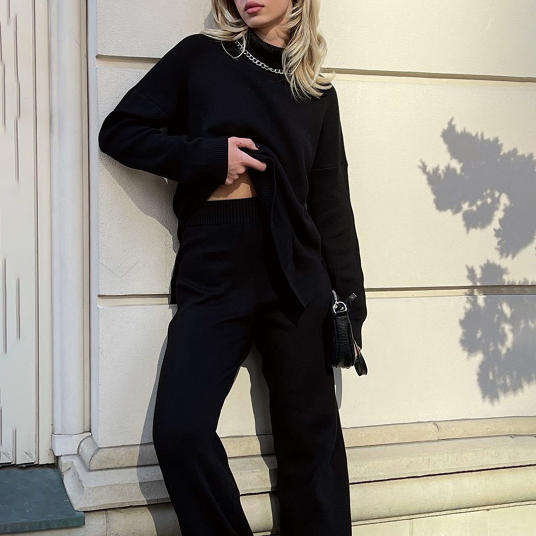 Women's Relaxed Fit Turtleneck Sweater with Side Splits