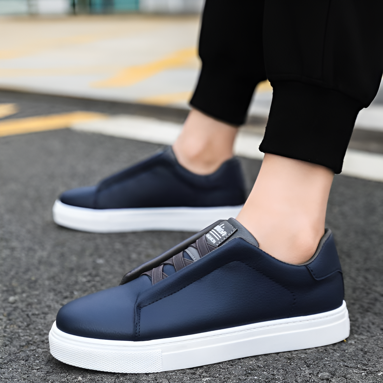 Men's Leather Elastic Lace Sneakers