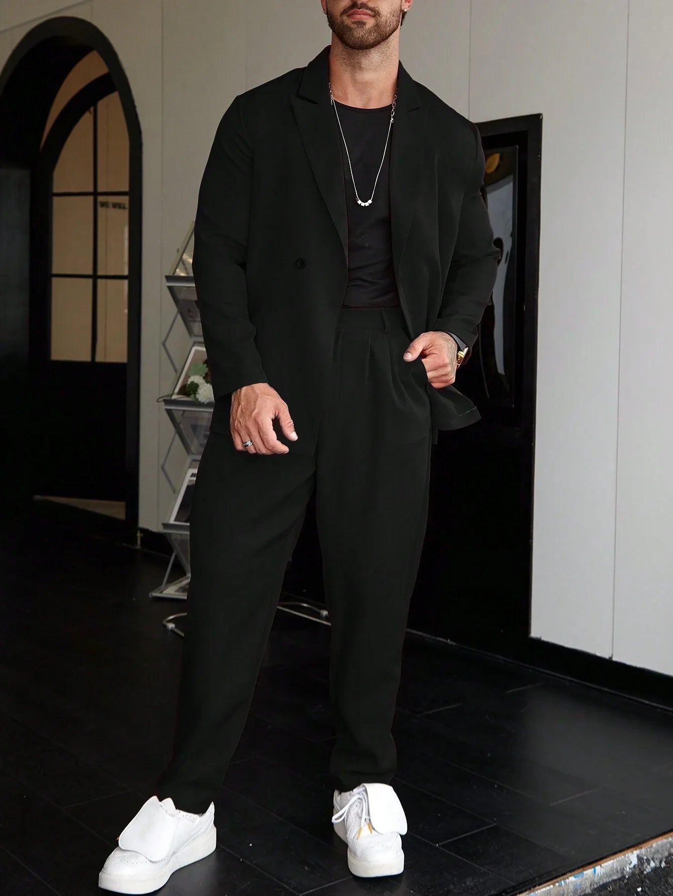 Men’s Slim Fit Two-Piece Business Suit