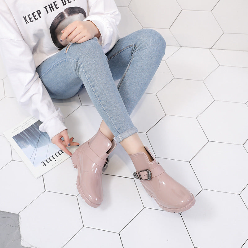 Women's Glossy Buckle Ankle Boots - Dark Pink
