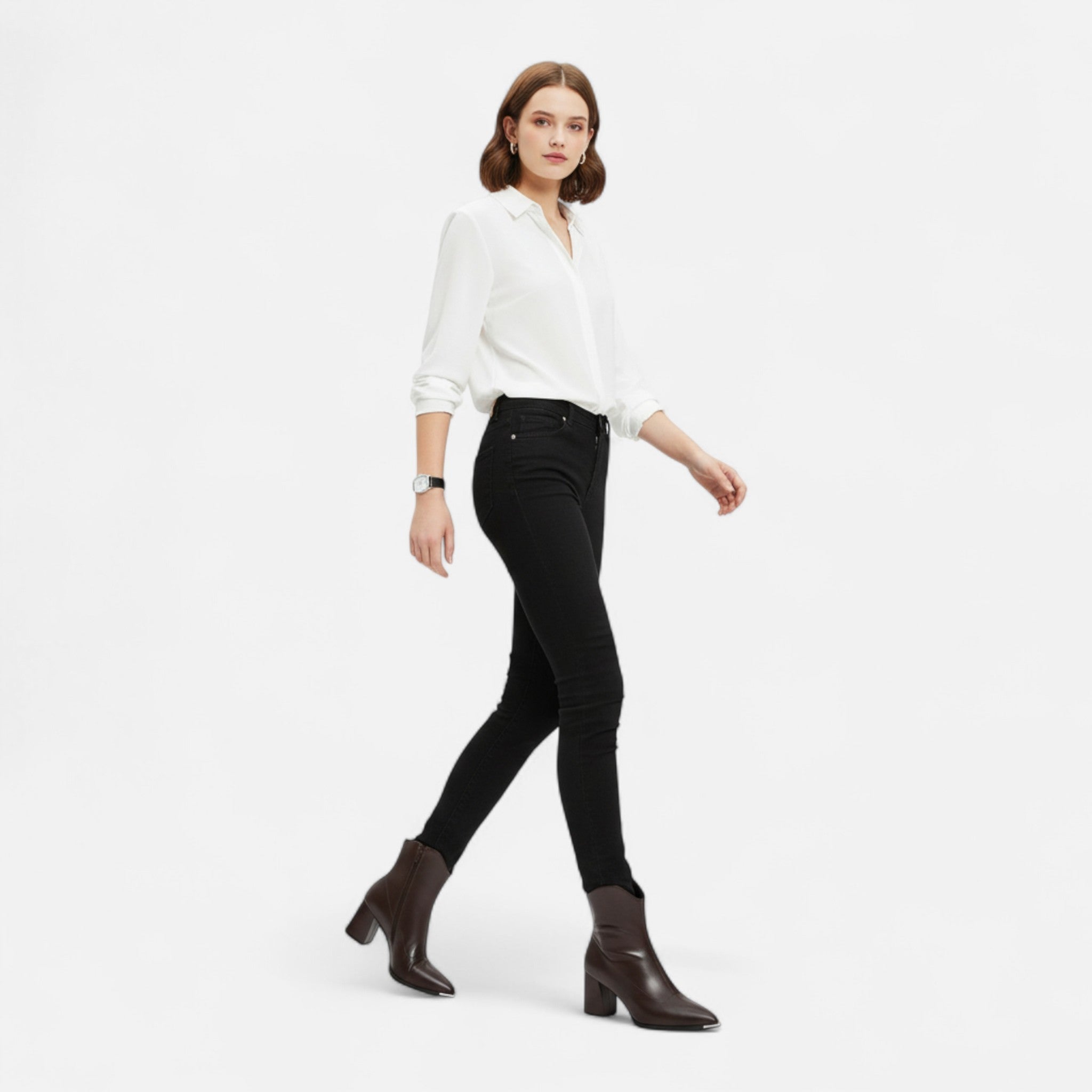 Women's Pointed-Toe Leather Chelsea Boots