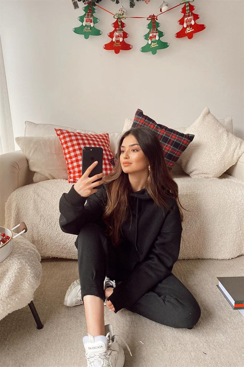 Women's Hoodie and Sweatpants Lounge Set