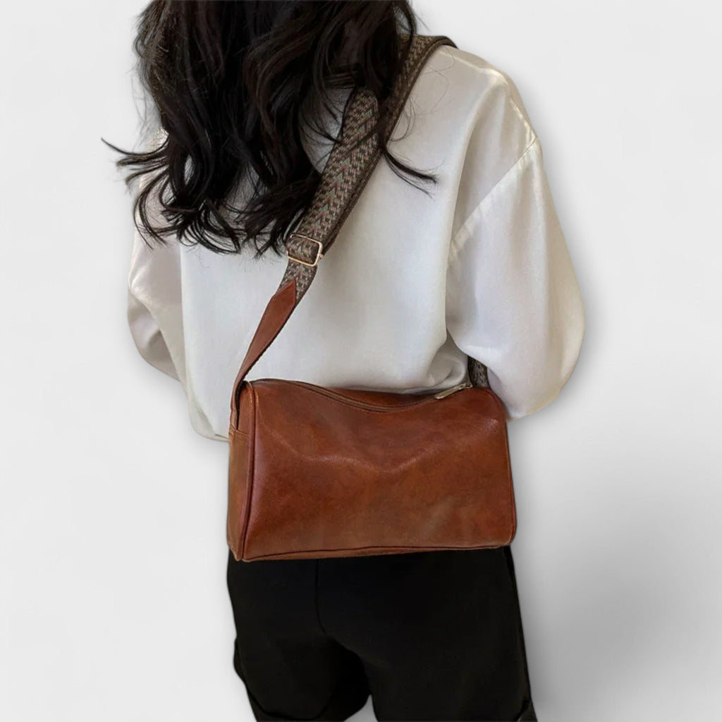 Women's Modern Shoulder Handbag - Casual Everyday Purse for Summer