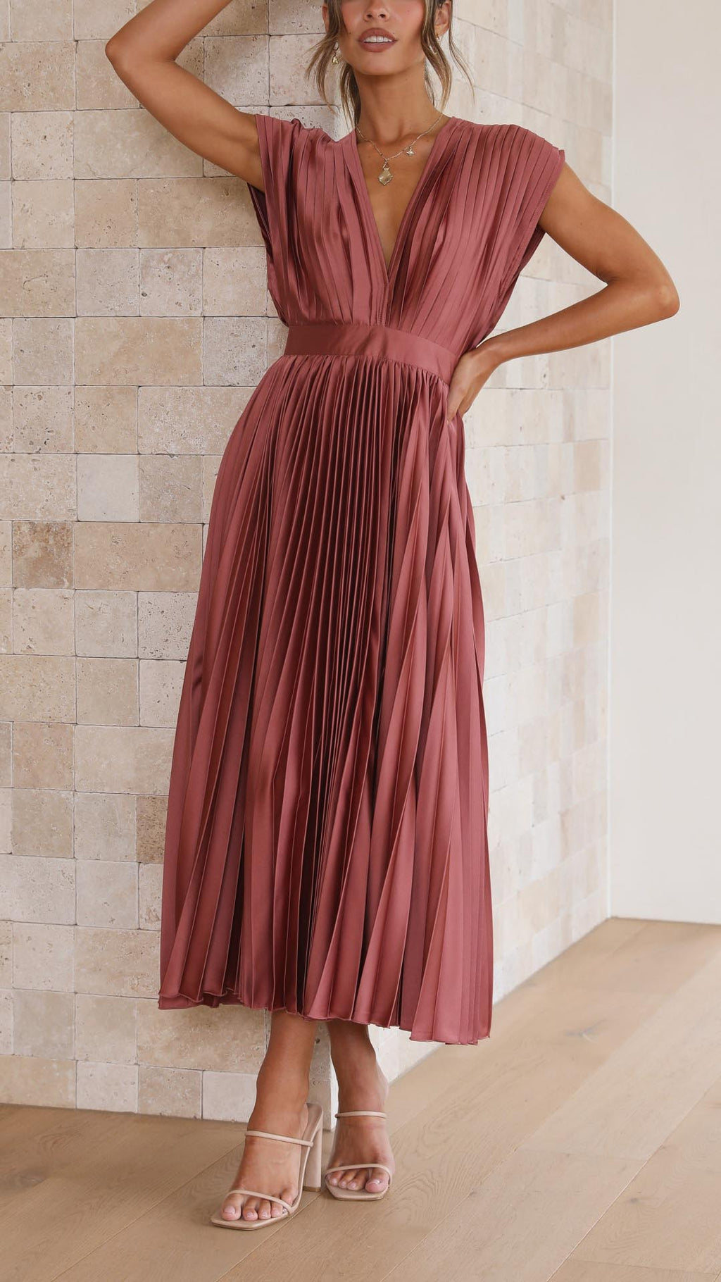 Women's Pleated V-Neck A-Line Midi Dress
