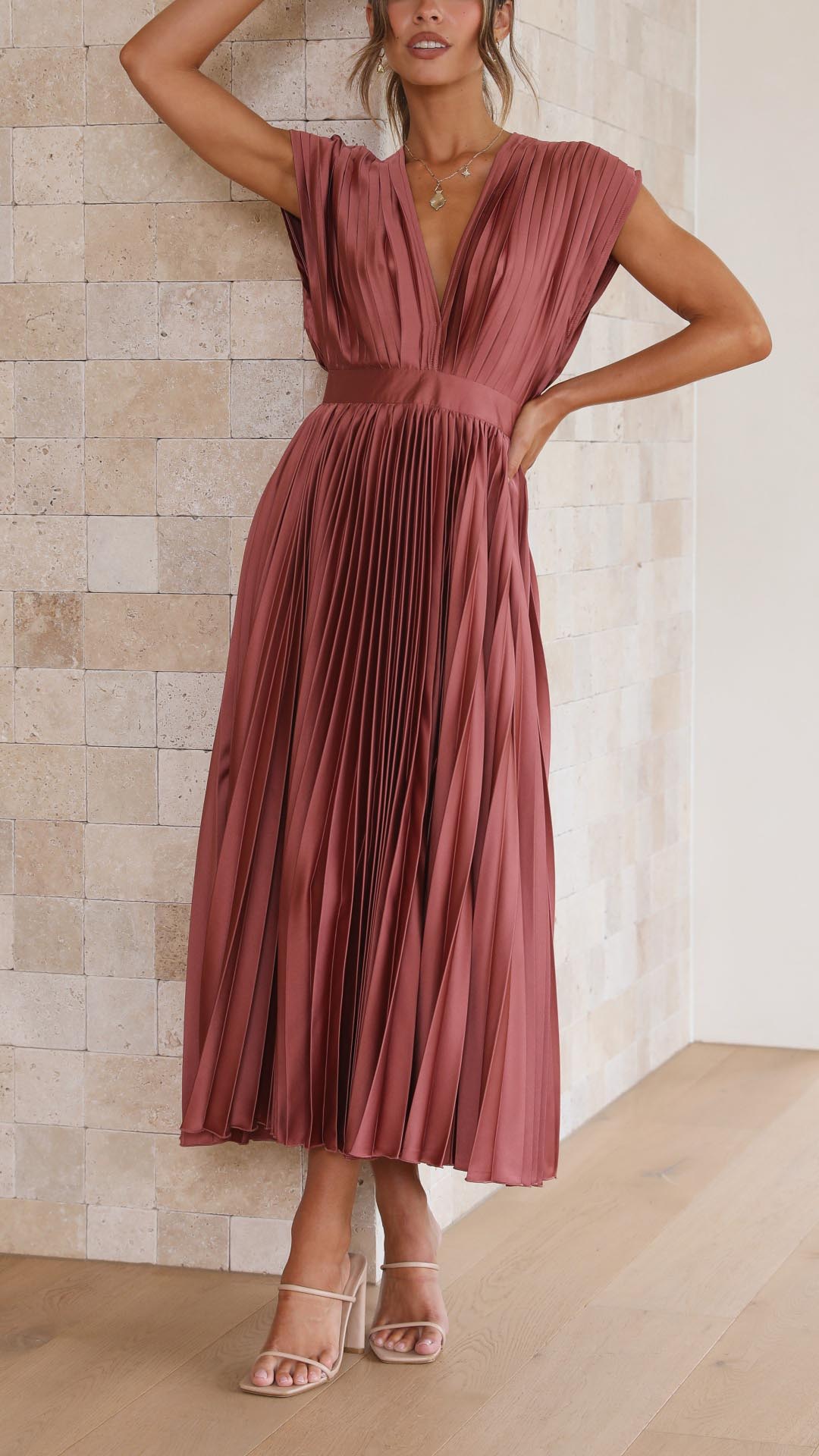 Women's Pleated V-Neck A-Line Midi Dress