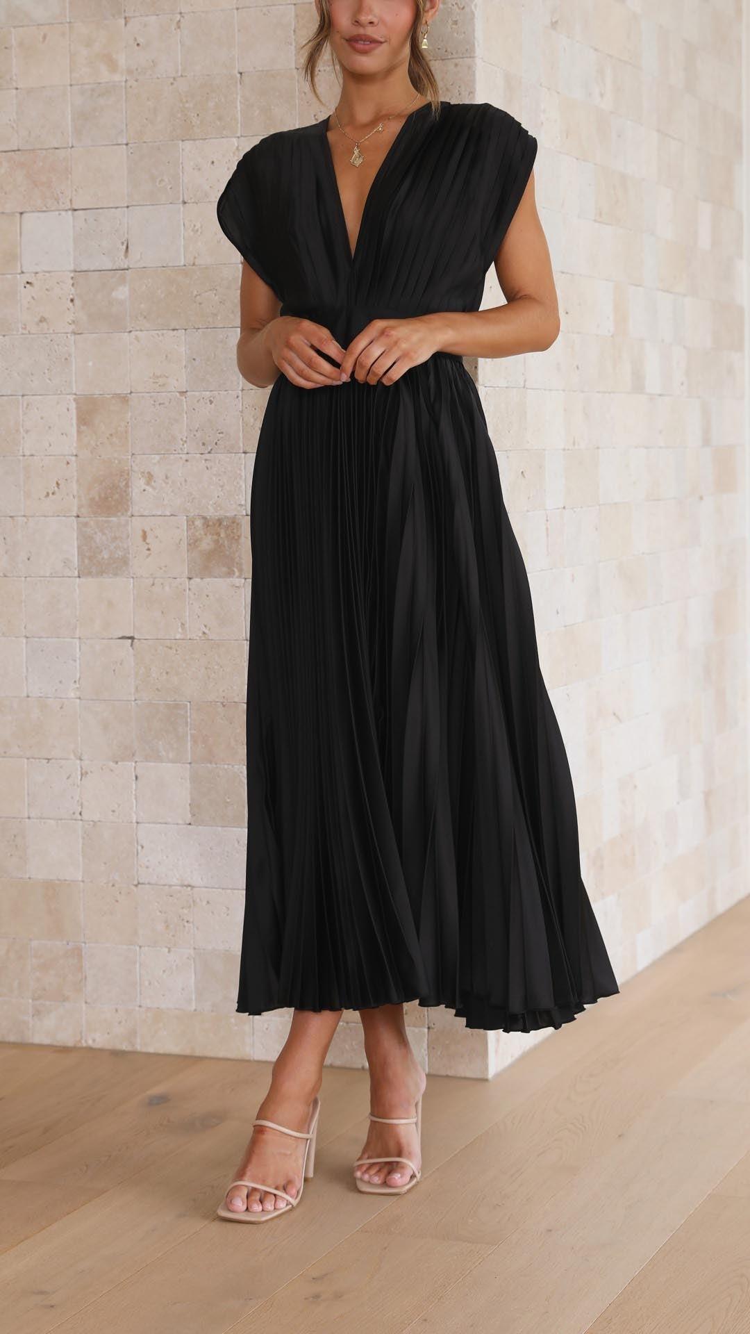 Women's Pleated V-Neck A-Line Midi Dress