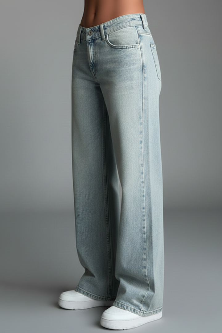 Women's Low Rise Straight Leg Jeans