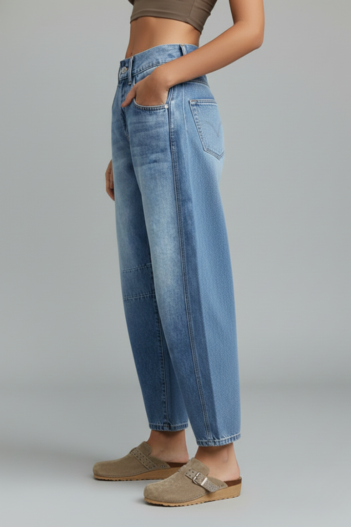 Women's Mid Rise Tapered Jeans