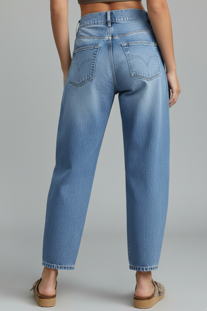 Women's Mid Rise Tapered Jeans