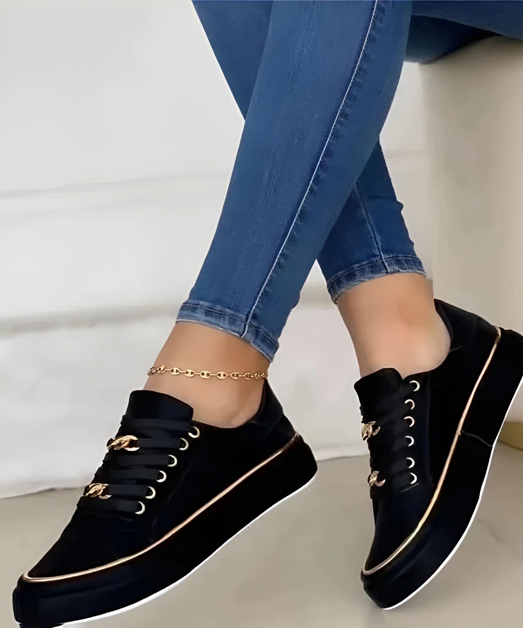 Women's Orthopedic Platform Lace-Up Sneakers