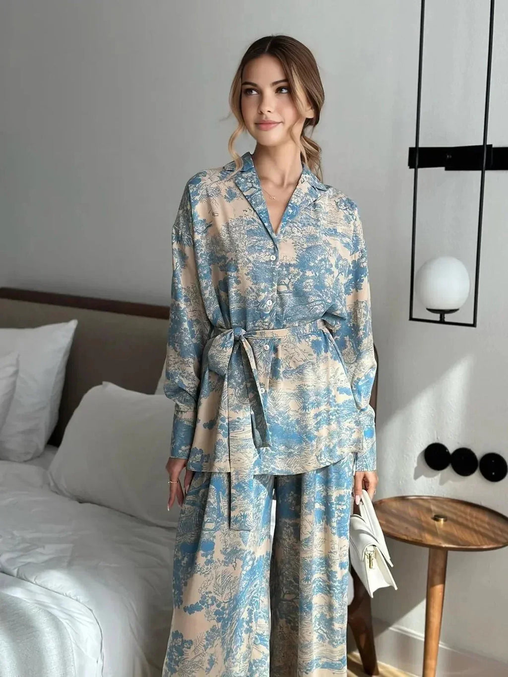 Women's Printed Wide-Leg Trouser Set Relaxed Two-Piece Outfit for Travel and Social Plans