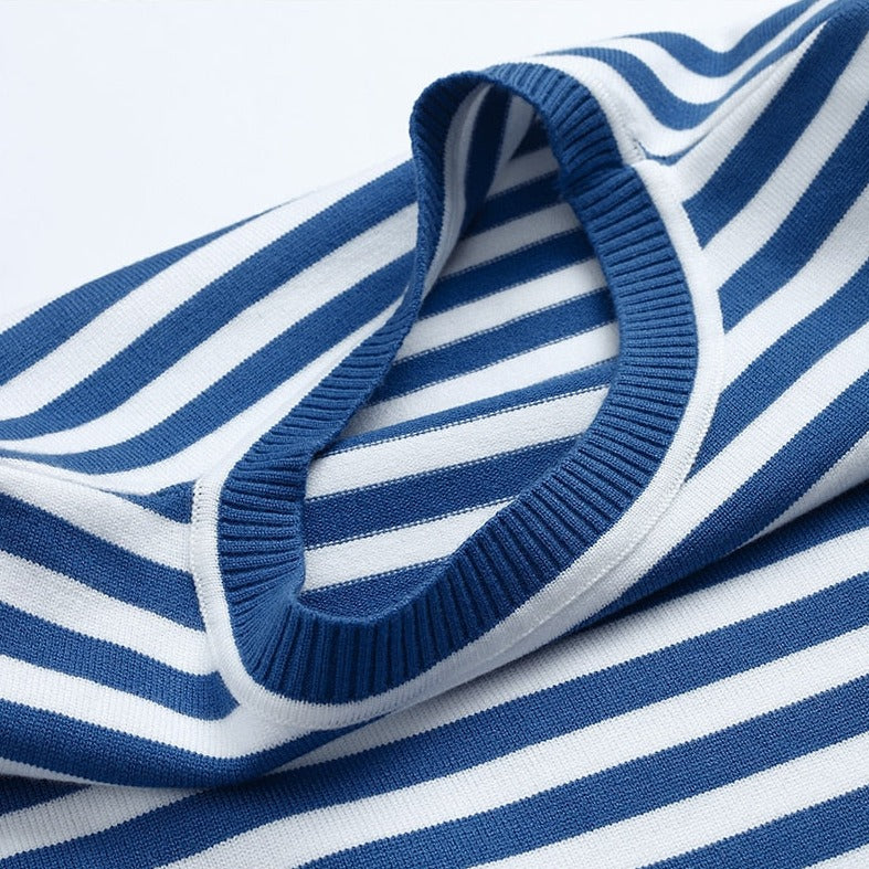 Women's Printed Long Sleeve Top Relaxed Everyday Layer for Cooler Days