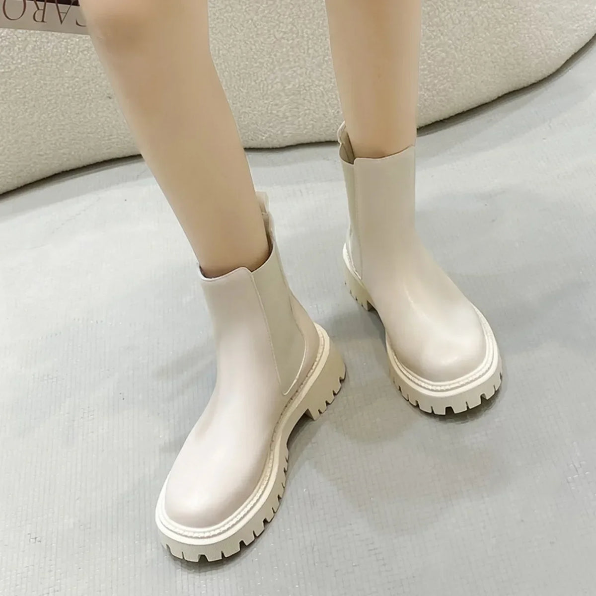 Women's Chunky Thick Sole Round-Toe Chelsea Boots