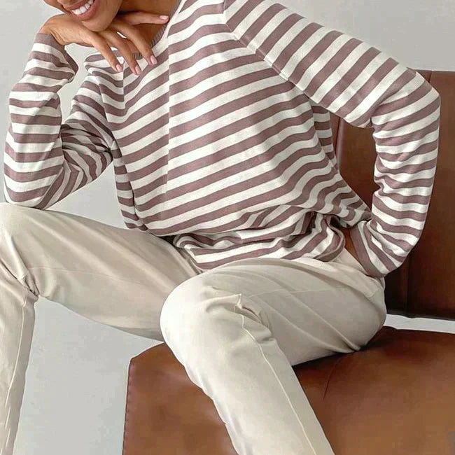 Women's Printed Long Sleeve Top Relaxed Everyday Layer for Cooler Days