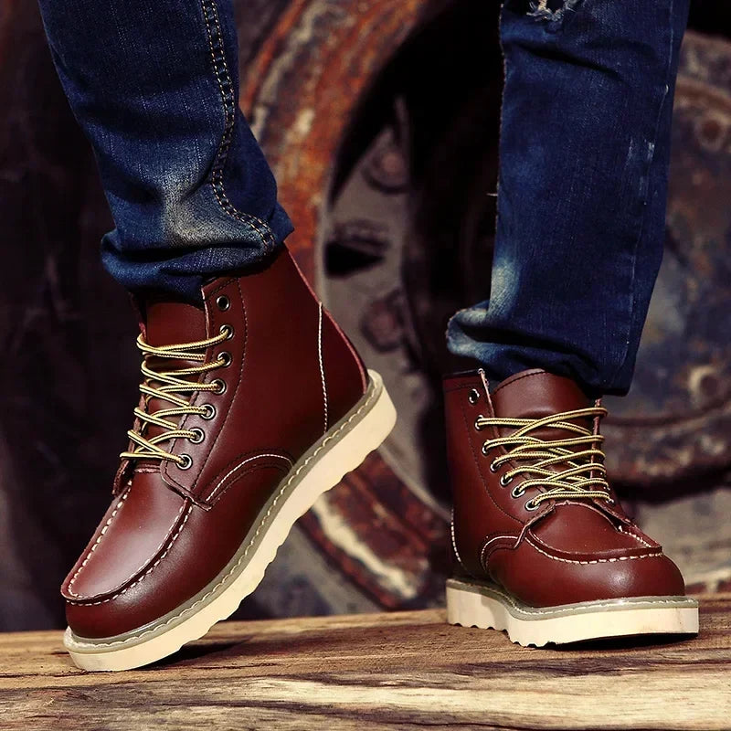 Men's Fur-Lined Leather Lace-Up Winter Snow Boots