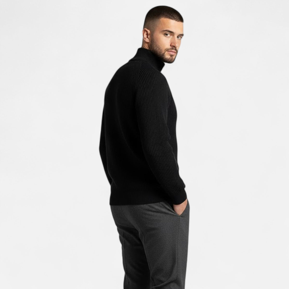 Men's Loose-Fit Fine Knit Sweater
