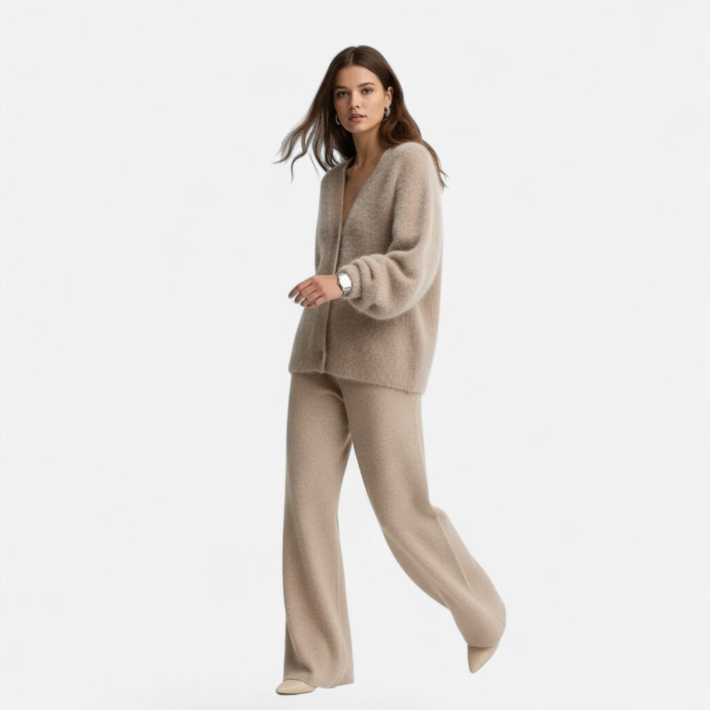 Women's Loose V-Neck Buttoned Knit Cardigan