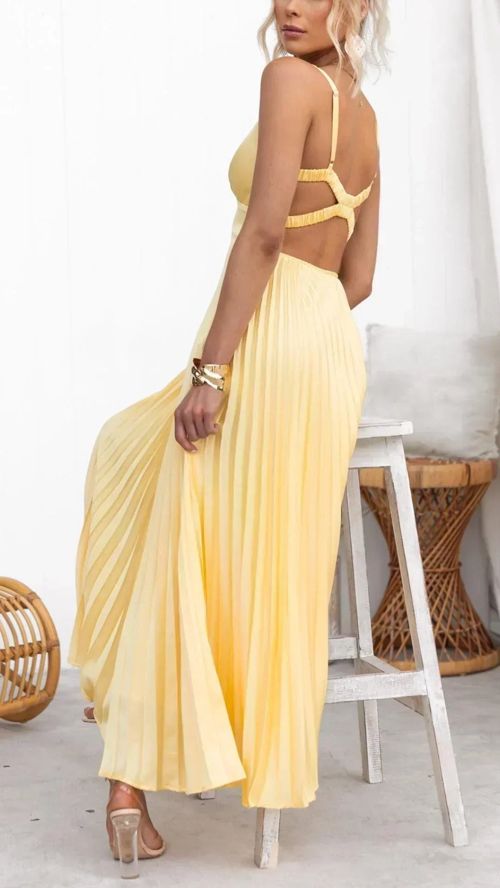 Women's Empire-Waist Maxi Dress Pleated V-Neck Style for Summer Events