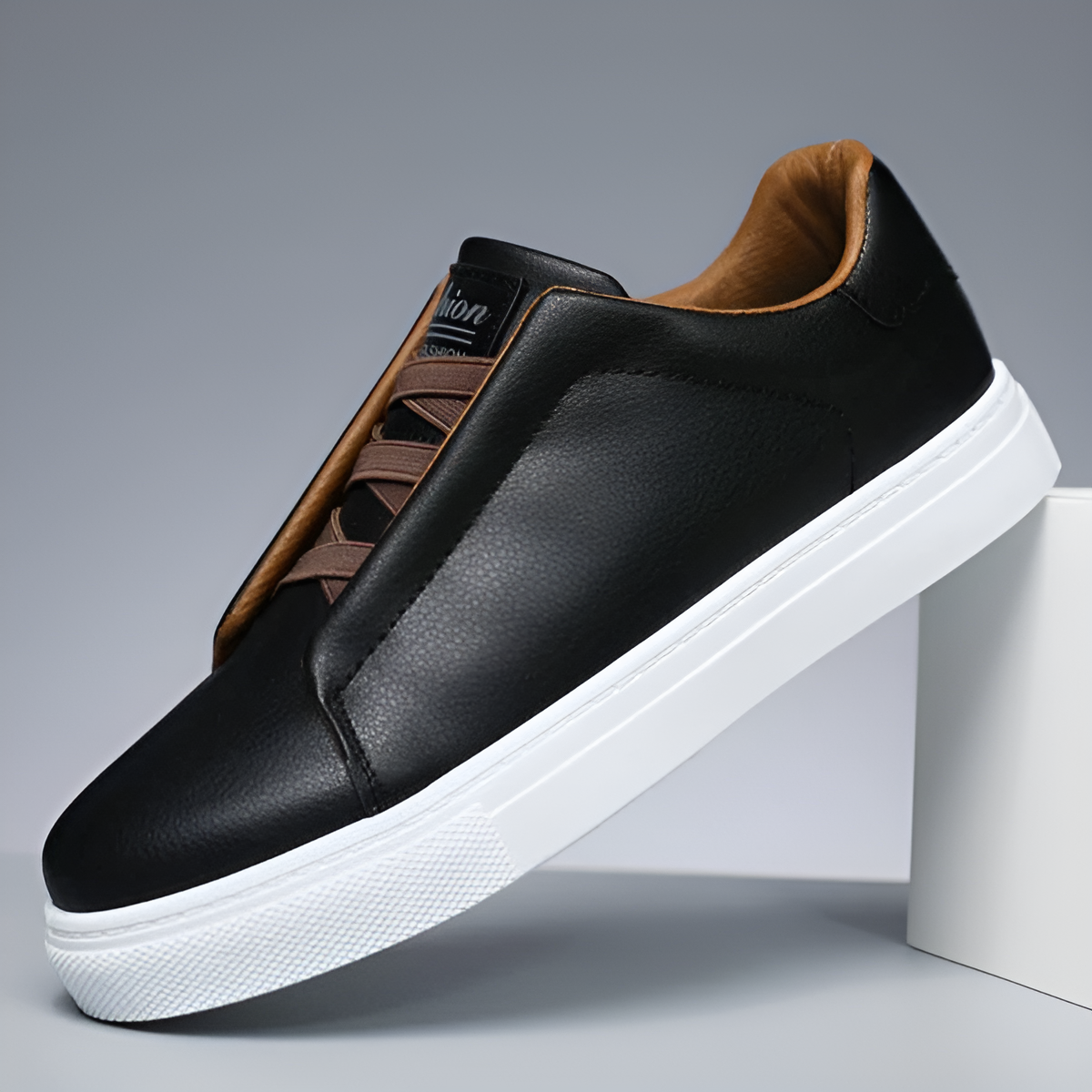 Men's Leather Elastic Lace Sneakers