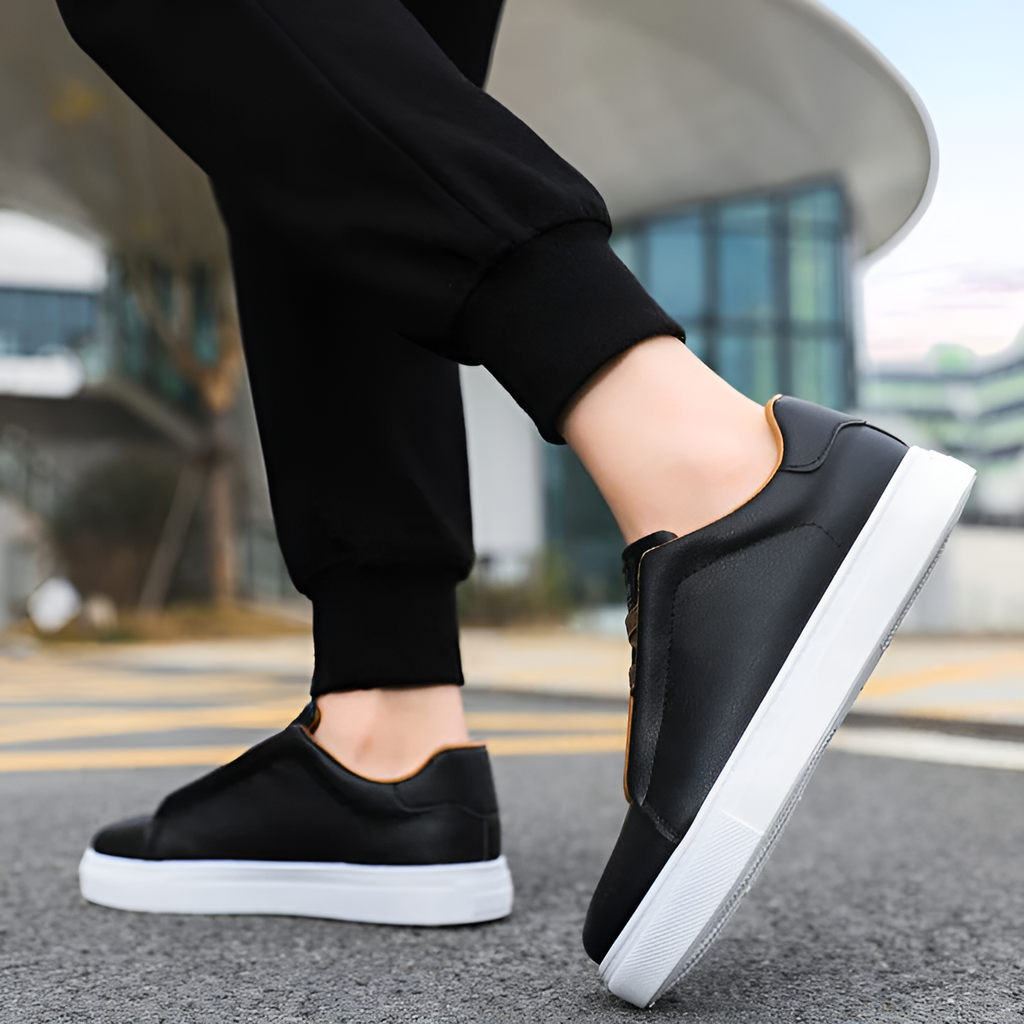 Men's Leather Elastic Lace Sneakers
