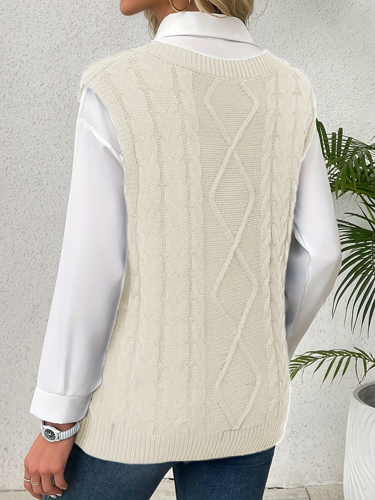 Women's Cable-Knit V-Neck Sweater Vest