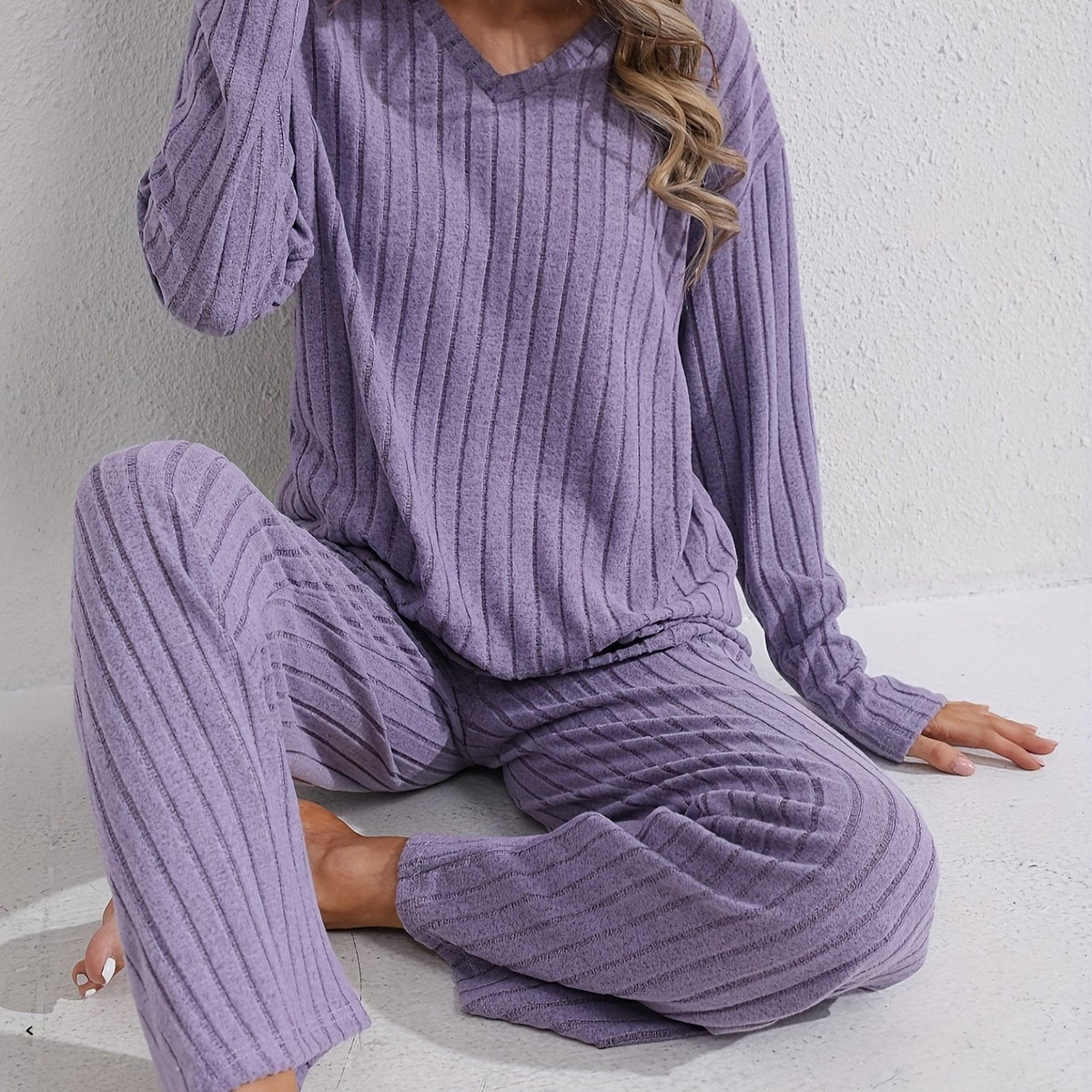 Women's Ribbed V-Neck Top and Relaxed Pants Set - Purple