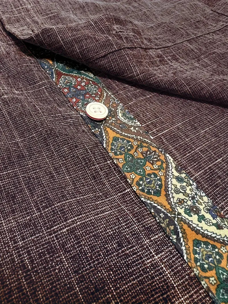 Men's Tailored Button-Up Shirt with Contrast Collar and Cuffs