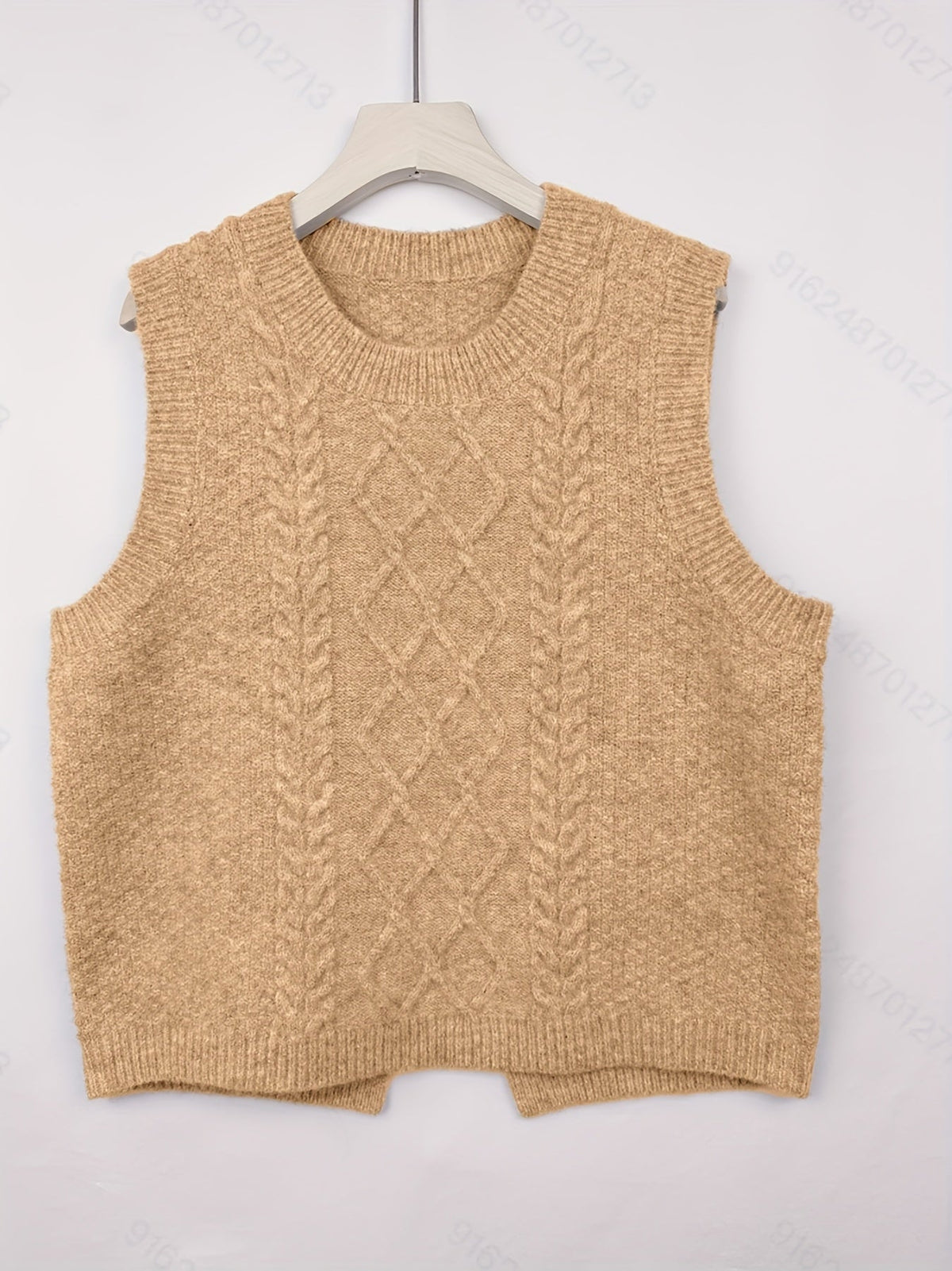 Women's Cable-Knit Round-Neck Sweater Vest - Rose Red