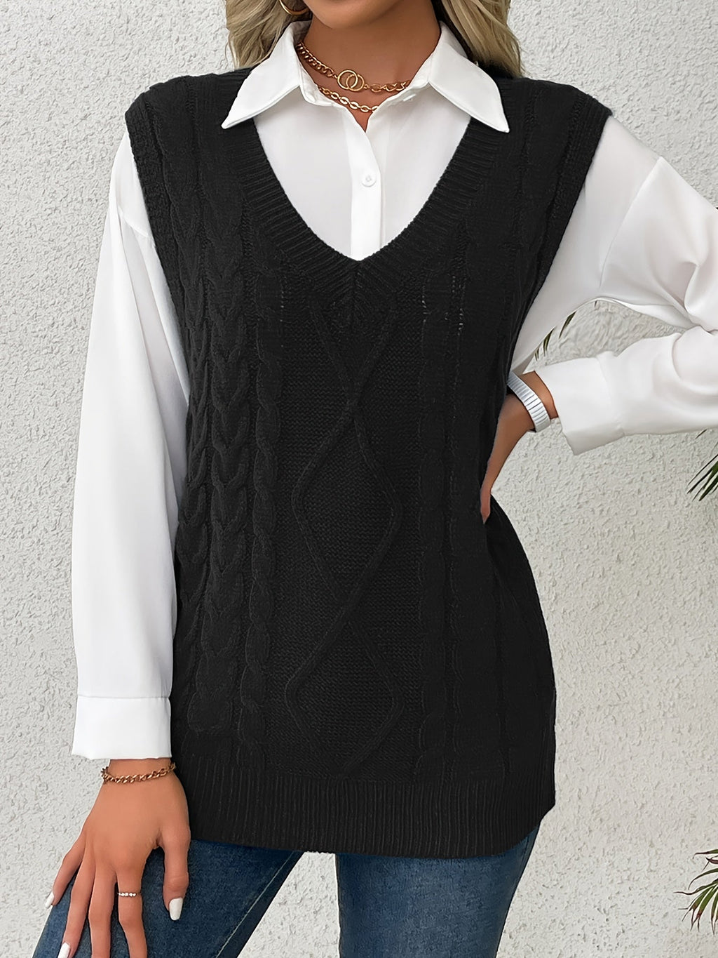 Women's Cable-Knit V-Neck Sweater Vest
