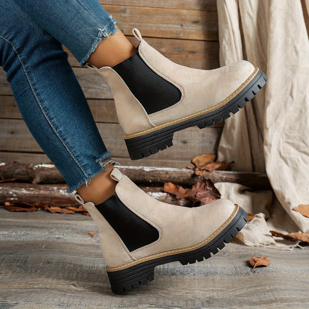 Women's Lug Sole Chelsea Platform Ankle Boots