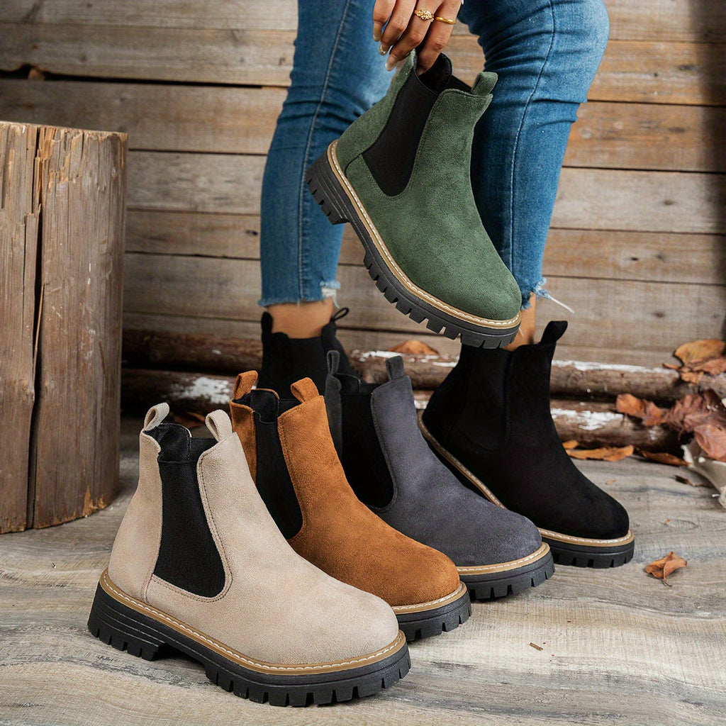 Women's Lug Sole Chelsea Platform Ankle Boots