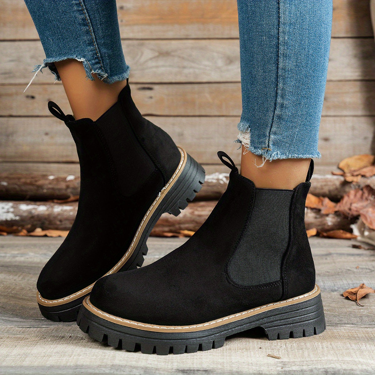 Women's Lug Sole Chelsea Platform Ankle Boots