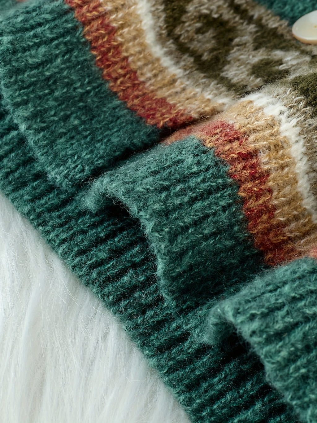 Women's Geometric Yoke Button-Front Cardigan